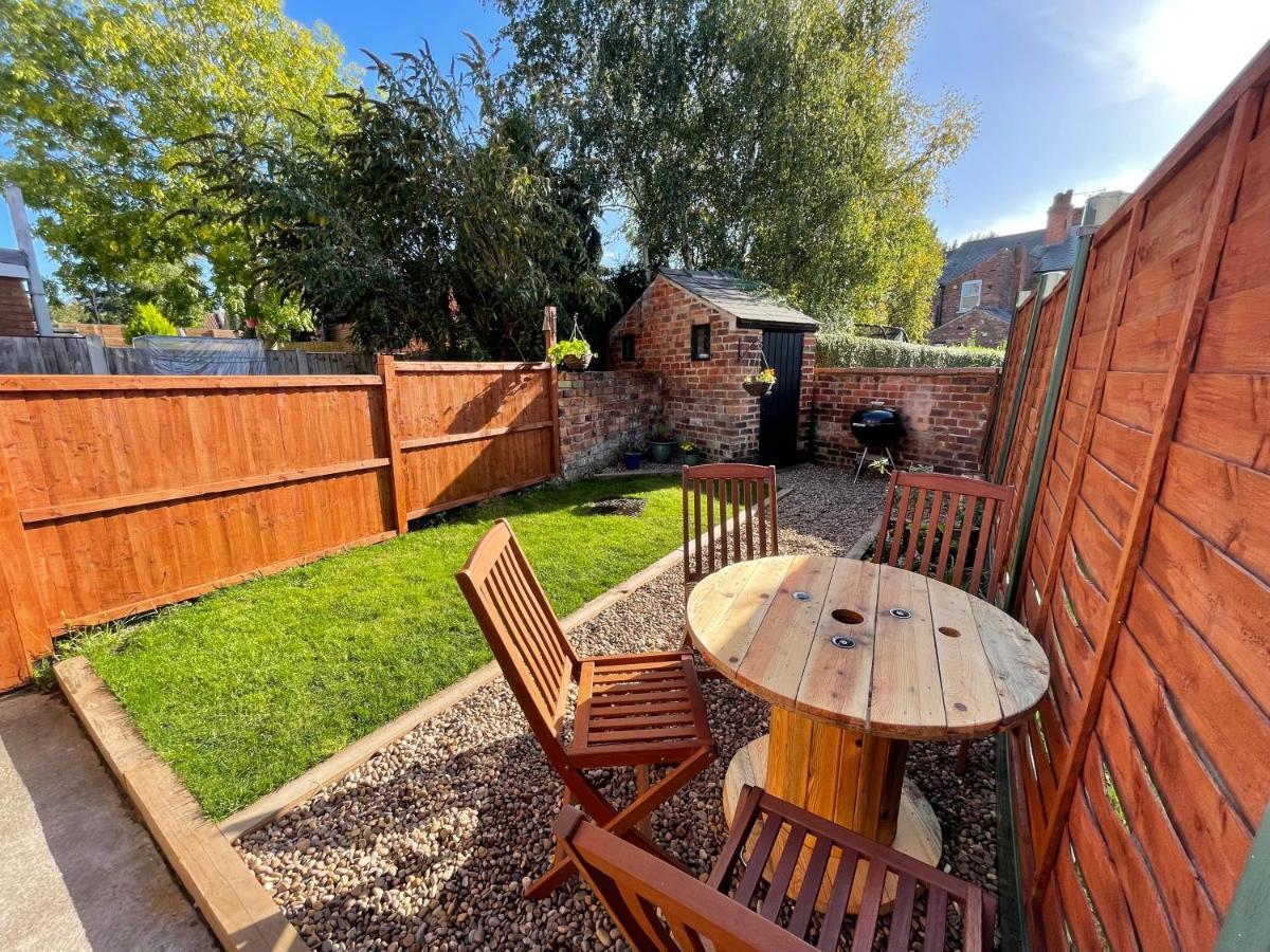 Rasen Cottage Burton  ภายนอก รูปภาพ